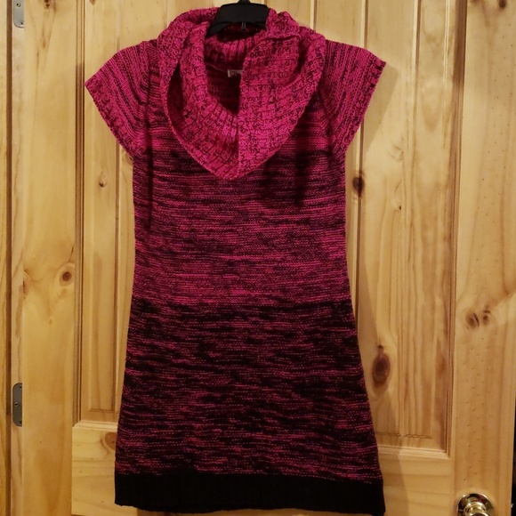 Lei Short Sleeved Sweater Dress - Picture 1 of 4